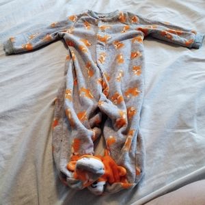 Adorable fleece fox footies 3-6 Months